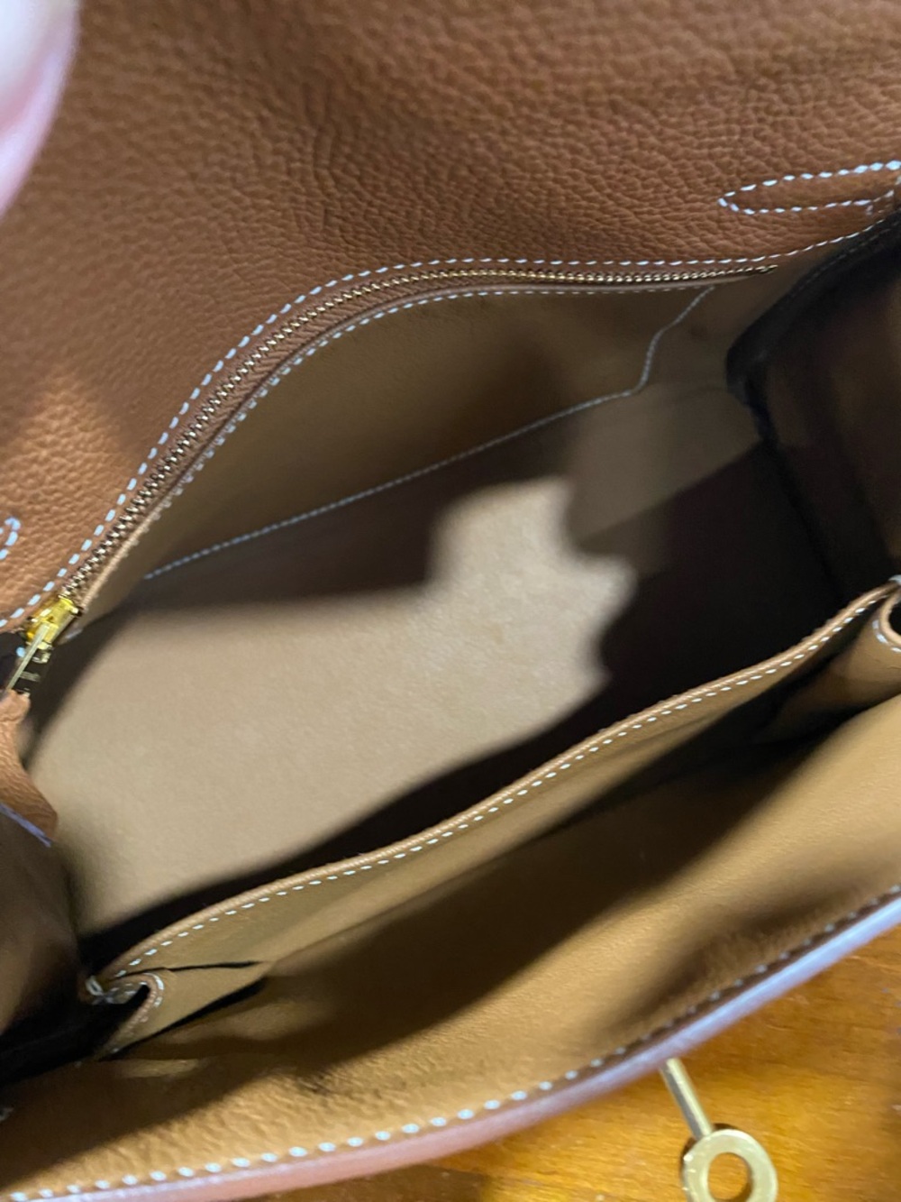 Classic Tan Leather Top-Handle Bag with Gold Hardware - Picture 8 of 15